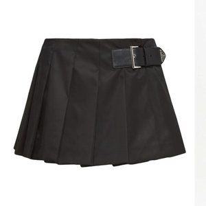 Pleated Black Miniskirt NWT Size Large
